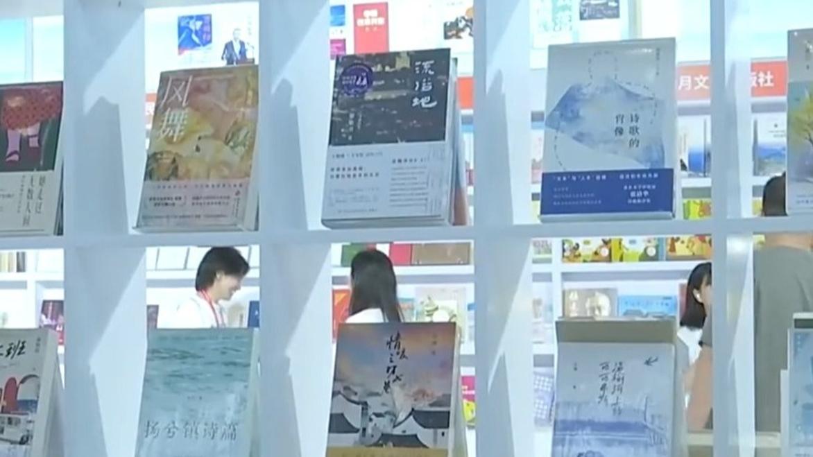 俄罗斯研学团走进东宁校园沉浸式体验中国端午民俗